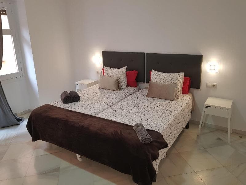 Fan Suites Duquesa 3