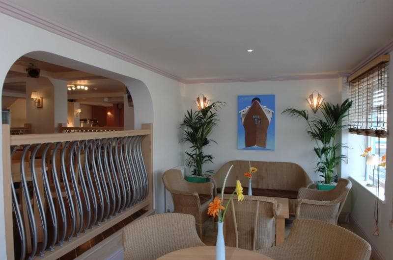 The Waterfront Inn main