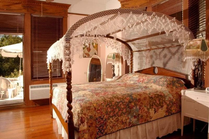 Amsterdam S Curry Mansion Inn 3