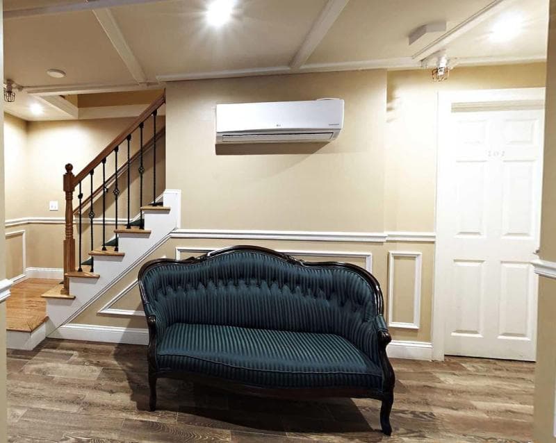 The Bellevue Manor 4