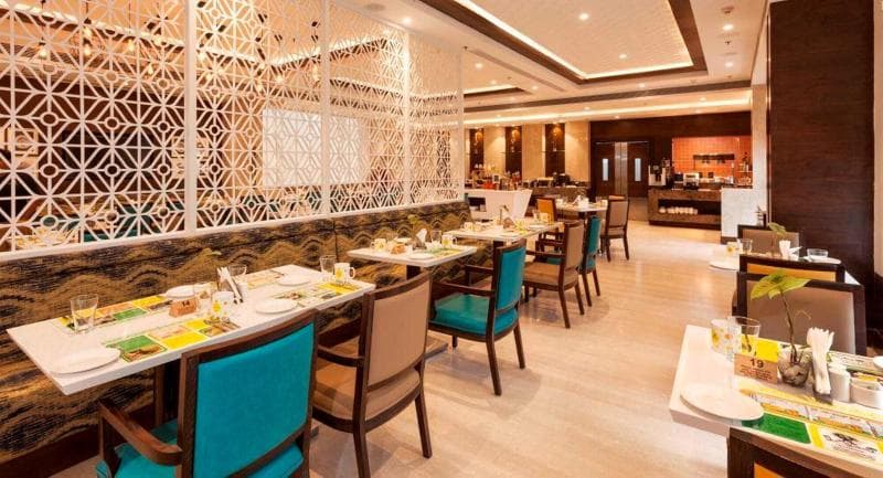 Lemon Tree Hotel Lucknow 4