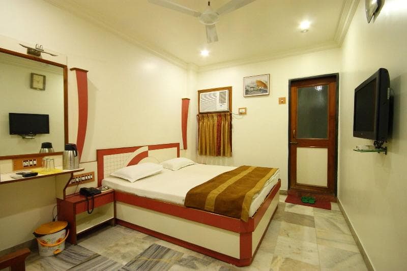 Hotel Good Night 3