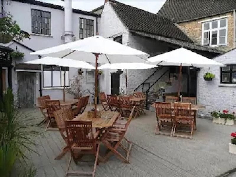The Old Court Hotel Witney photo 1