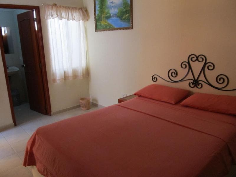 Hostal Solymar main