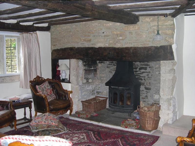 189 April Cottage photo 1