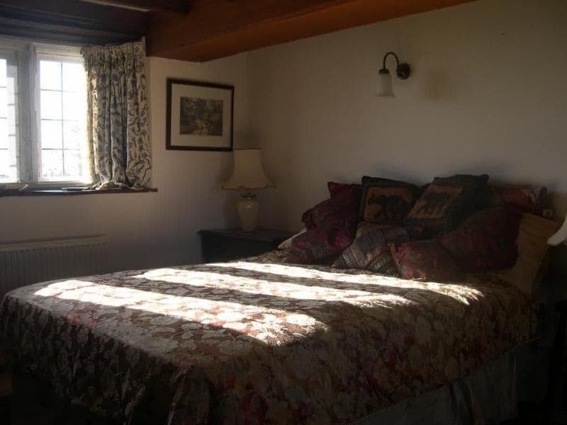 189 April Cottage 4