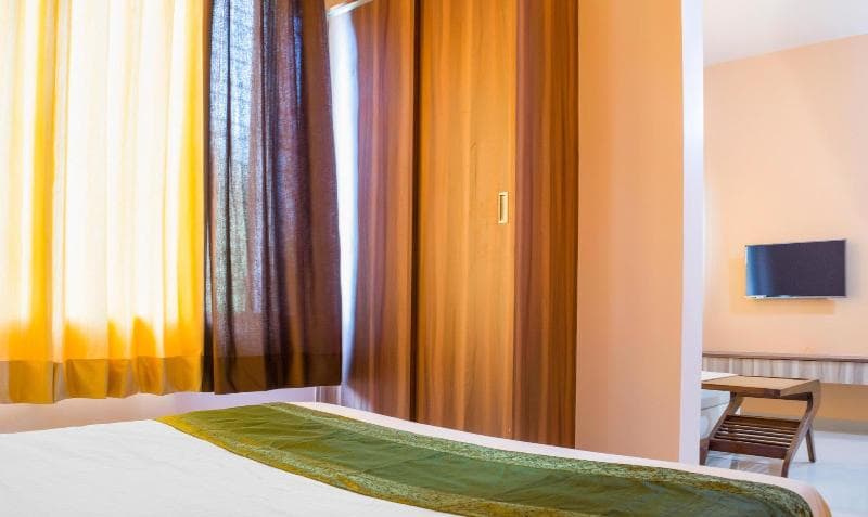 Treebo Naunidh Suites photo 1