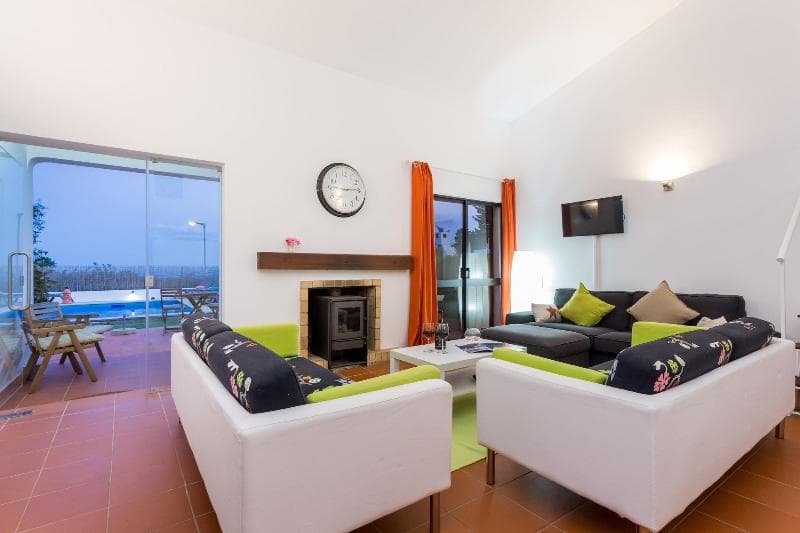 Vila Sta Teresinha Suites main