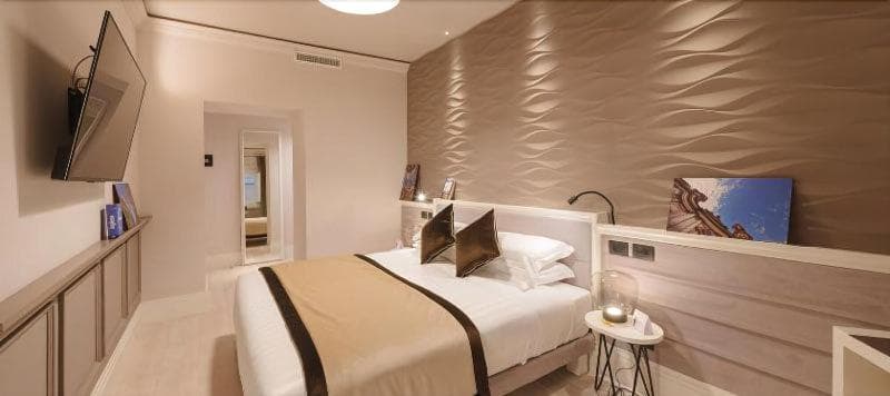 Rhea Silvia Luxury Navona 5