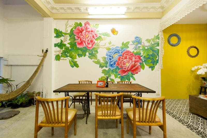The Neighbors Hostel Adults Only 4