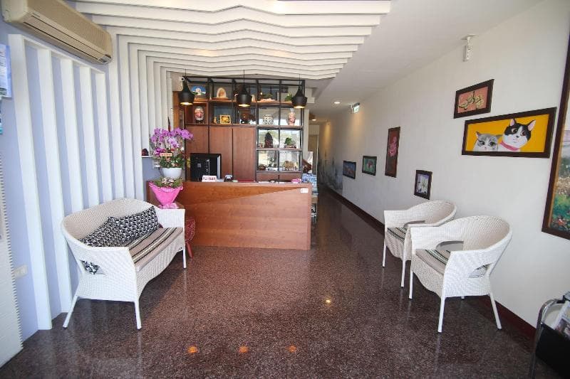 Water Front Hotel 5