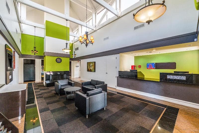Studio 6 San Antonio Airport 3