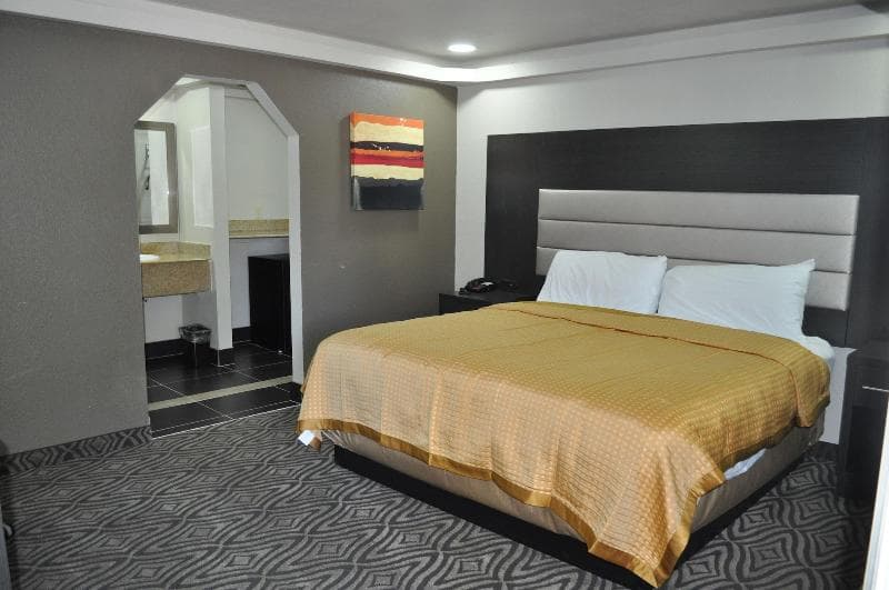 Downtown Suites Dallas 3