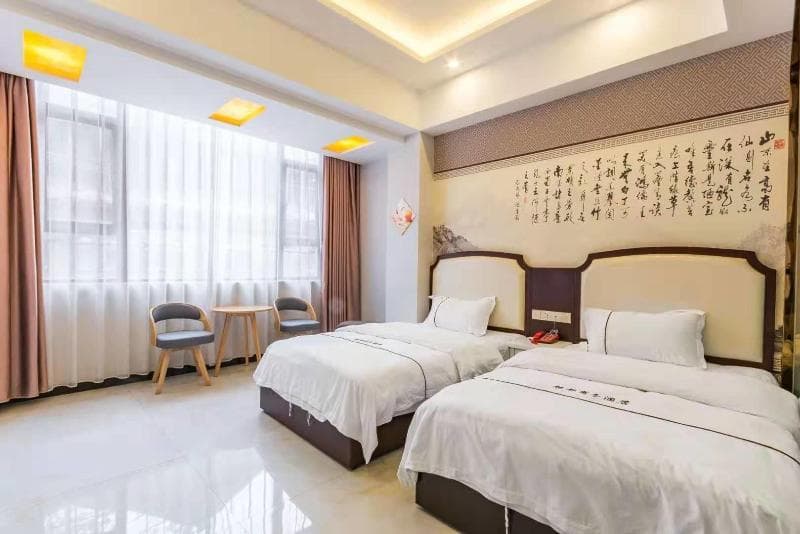 Kunming Rongdu Business Hotel 5