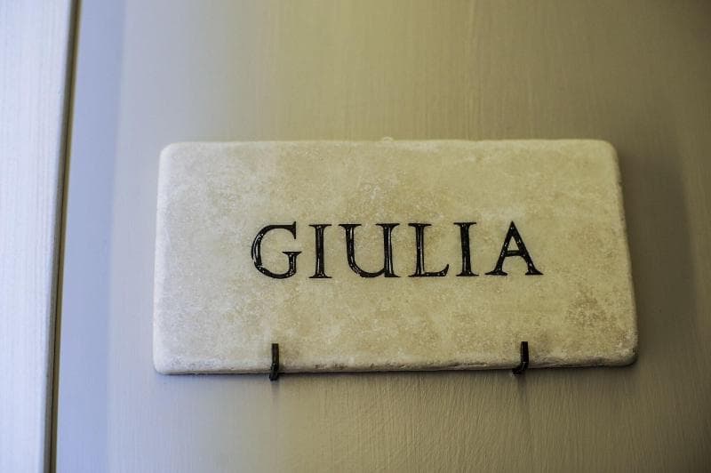 The Roman Empire Guesthouse 4