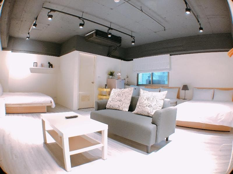 Taipei Apt 4 Mrt Ximen Station Suite photo 1