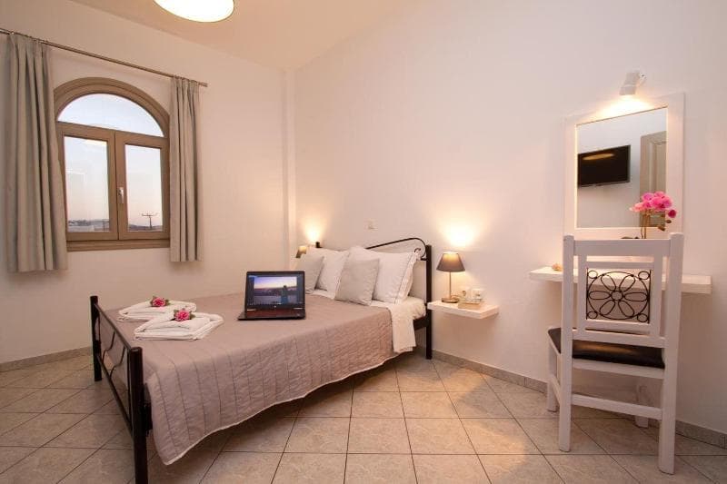 Nemesis Rooms And Apartments 2