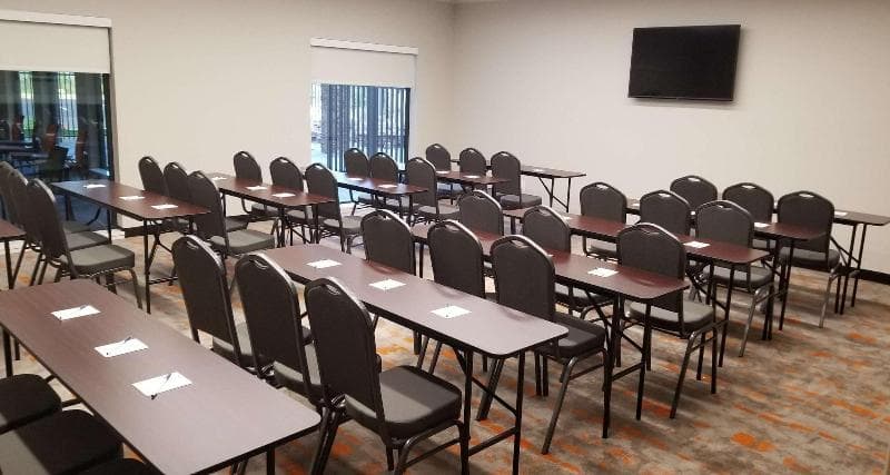 Best Western Plus Elizabethtown Inn & Suites main