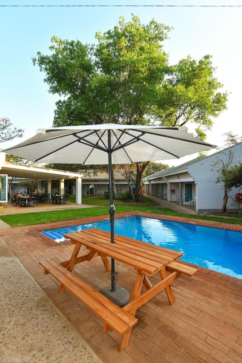Phezulu Guest Lodge photo 1