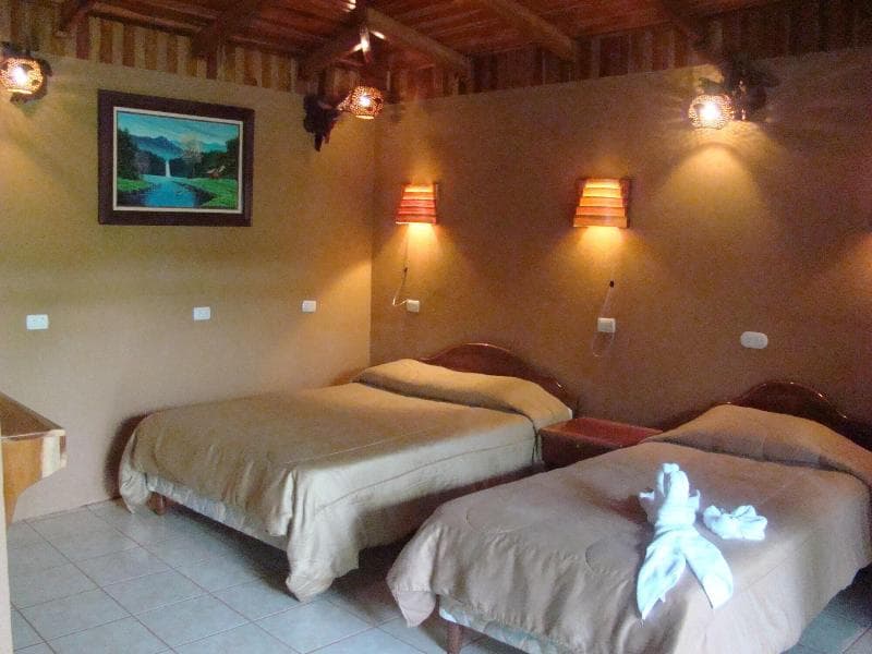 Monteverde Rustic Lodge 3