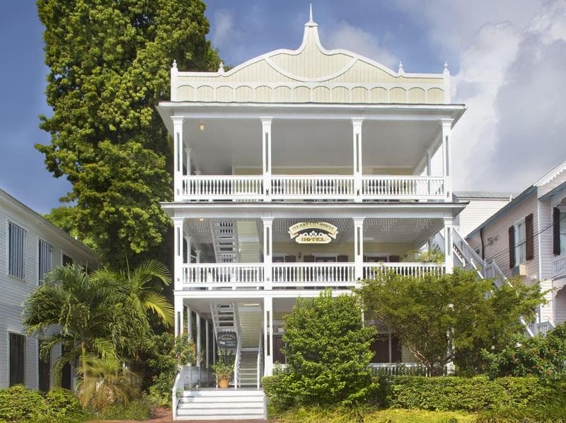 Island City House Hotel 5