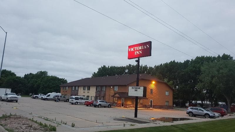 Rodeway Inn 4