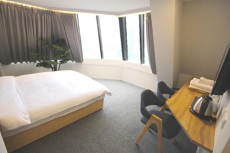 Hotel Attic main