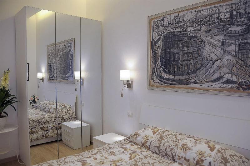 Roma Vespahouse photo 1