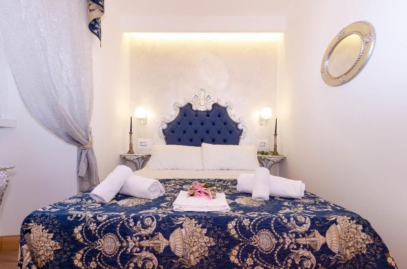 Roma Charming Rooms 4