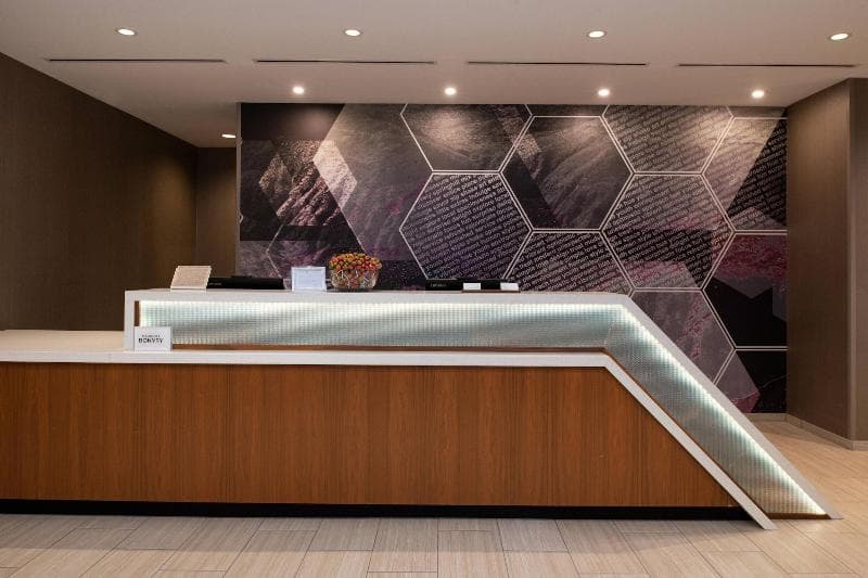 Springhill Suites Kansas City Northeast 4