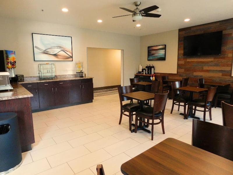 Island Suites - Lake Havasu 2