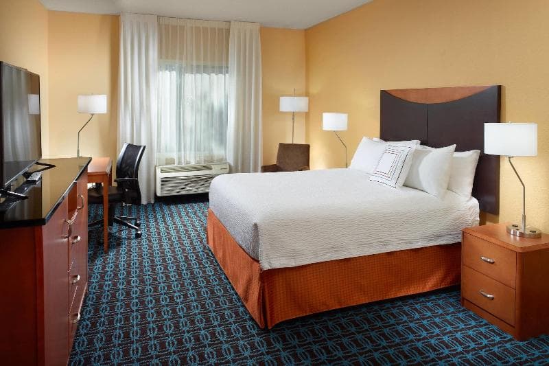 Fairfield Inn & Suites Clarksville 4