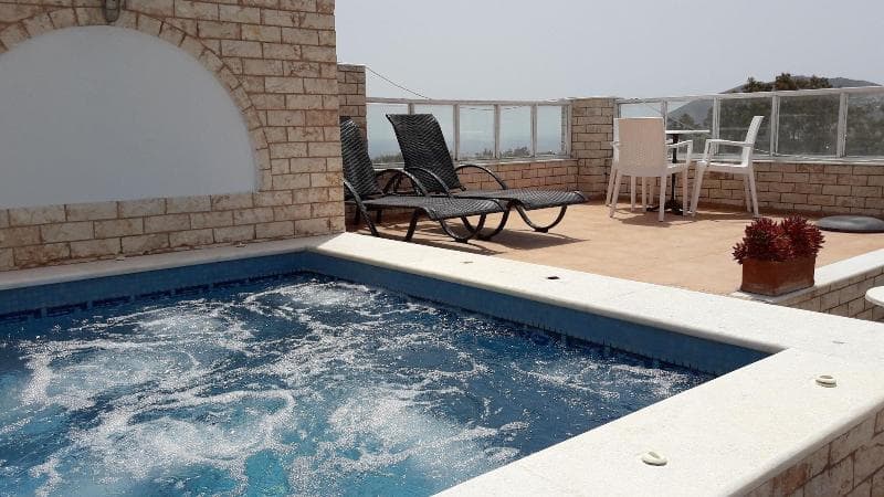 Villa Roussa main
