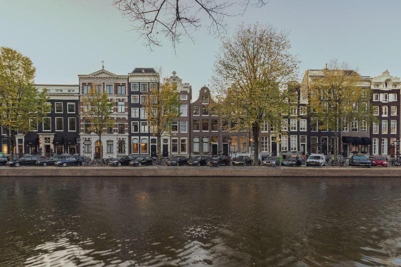 The Pavilions Amsterdam, The Toren 5