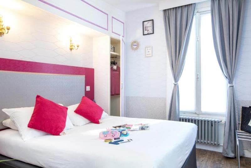 Hotel De Paris Montparnasse 3