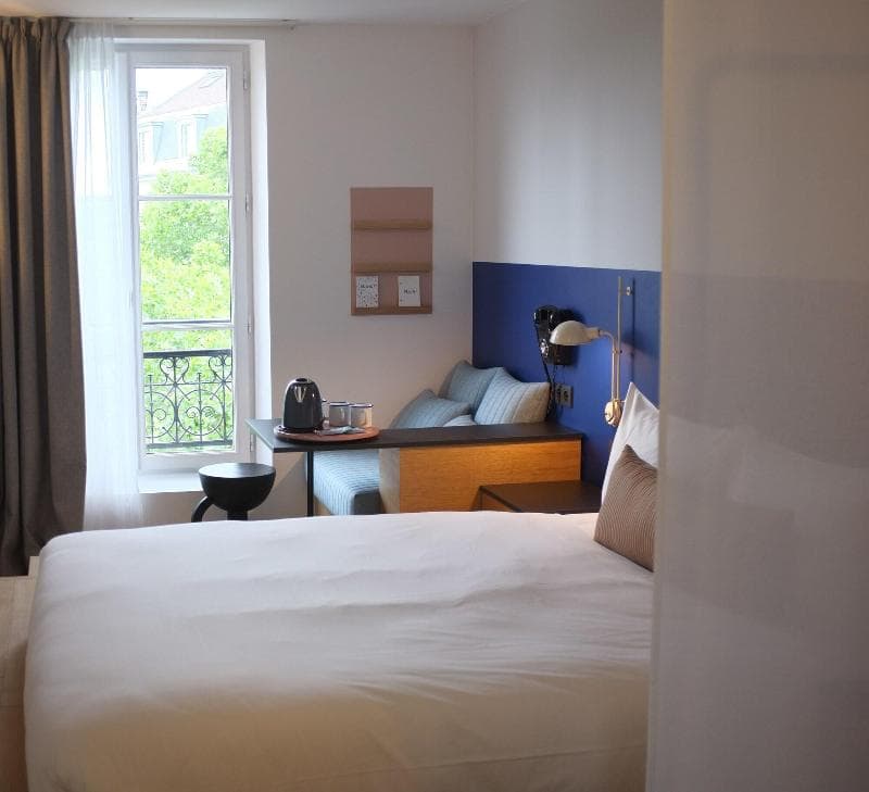 Oh La La Hotel Bar Paris Bastille 5