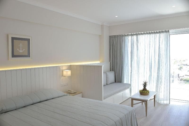 Sunrise Gardens Aparthotel 5