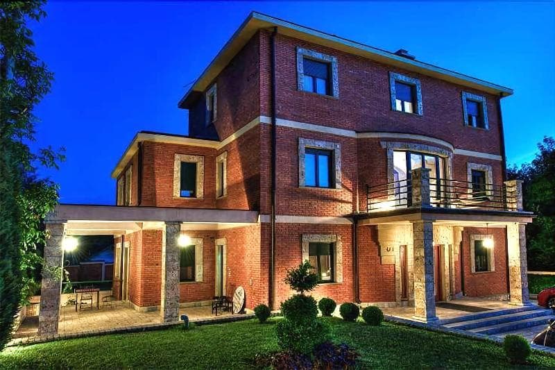 Belgrade Hills 5