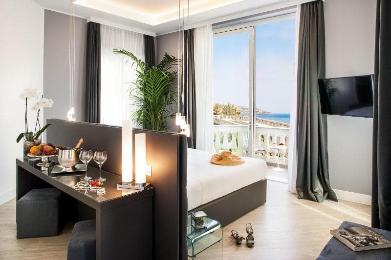 Sanremo Luxury Suites 4