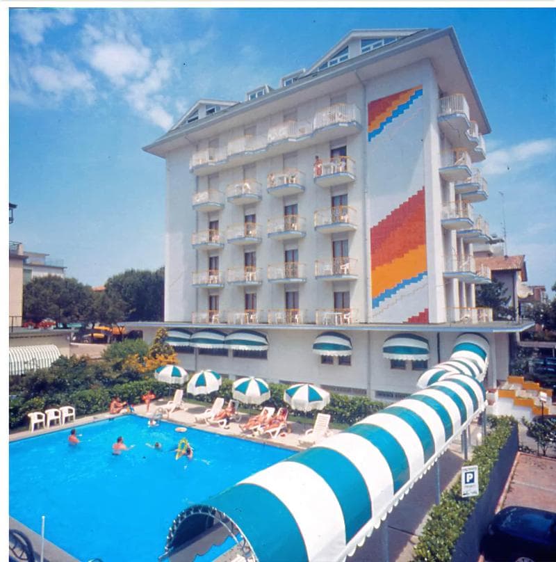 Hotel MaxiHeron 5
