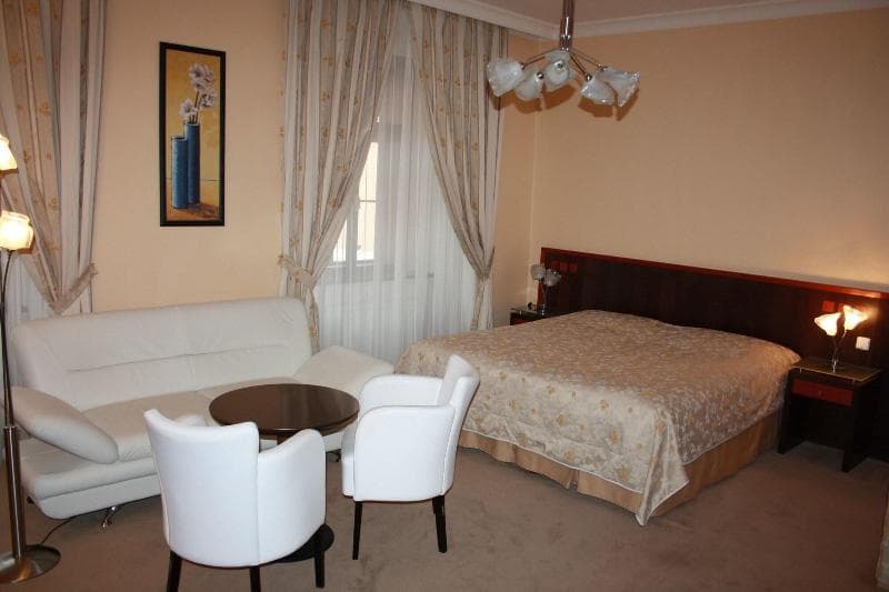 Hotel Grand 3