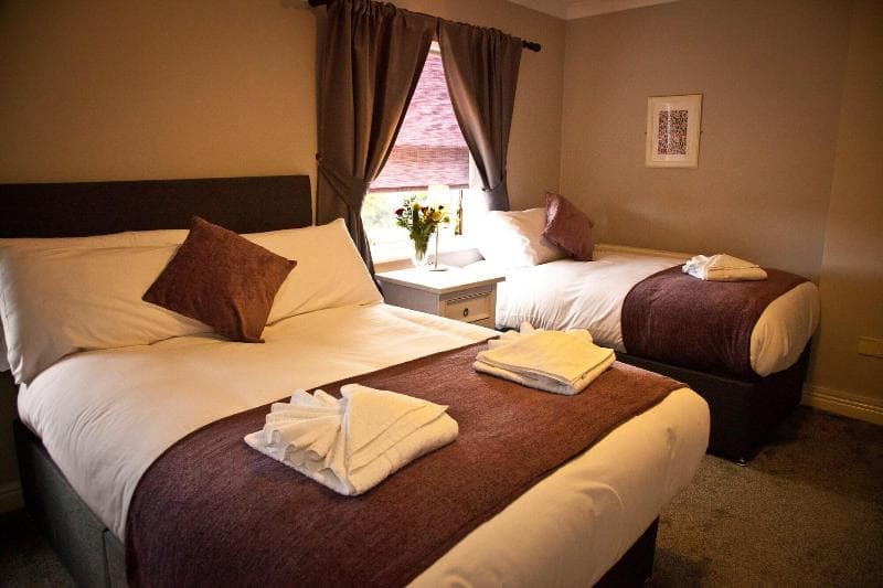 The Rowton Poplars Hotel 4