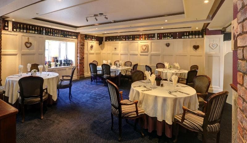 Manor Court Hotel main