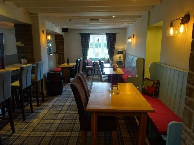 The Chequers Inn (Adults Only) 3