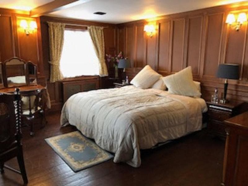 The George Hotel 4