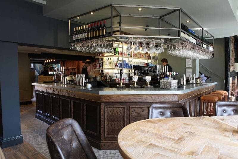 The White Hart photo 1