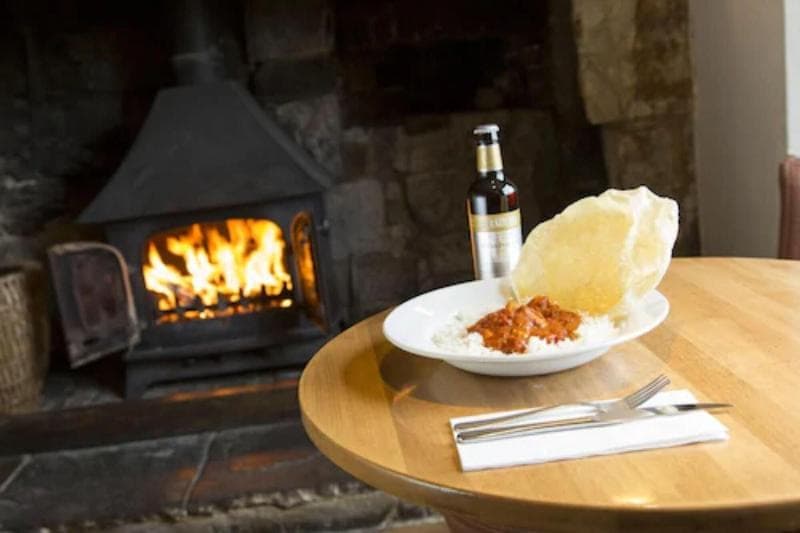 The White Hart 3