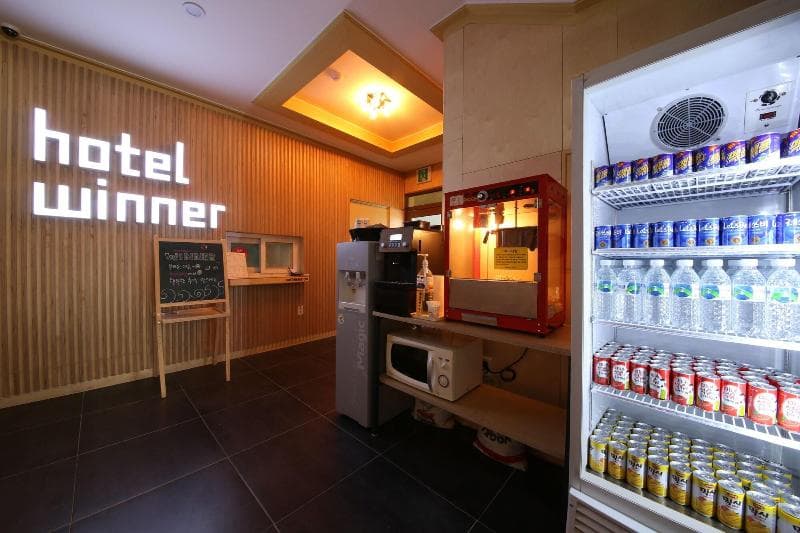 Winner Hotel main