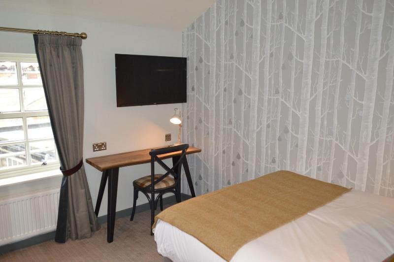 Forresters Arms Hotel - Inn photo 1