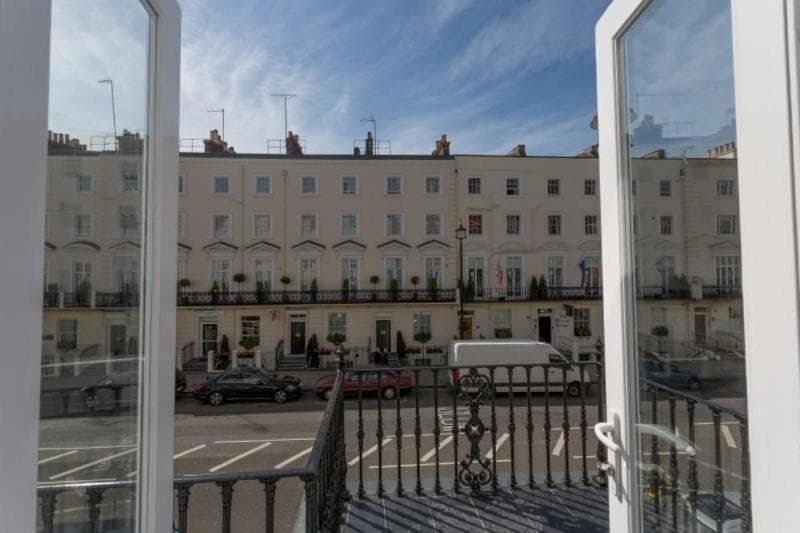 The Beverley Hotel London 3